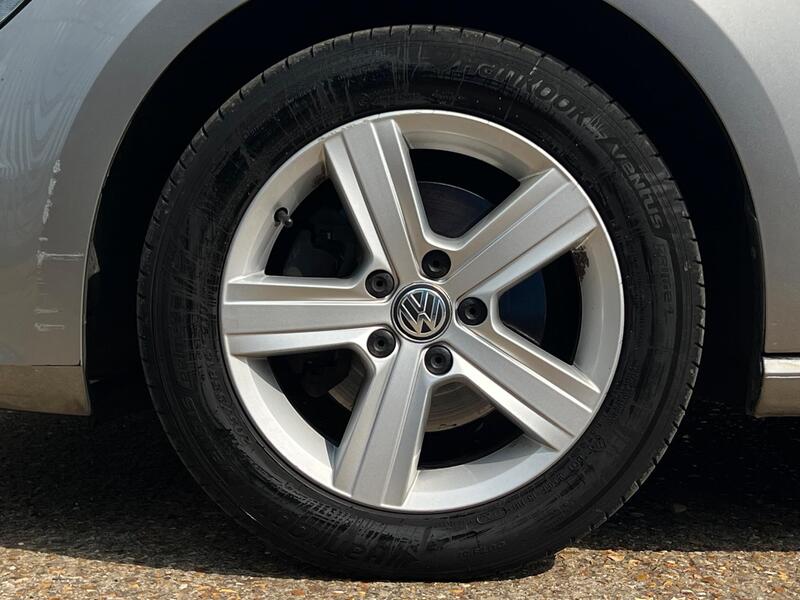 2015 Volkswagen Golf - AutoTrader Import