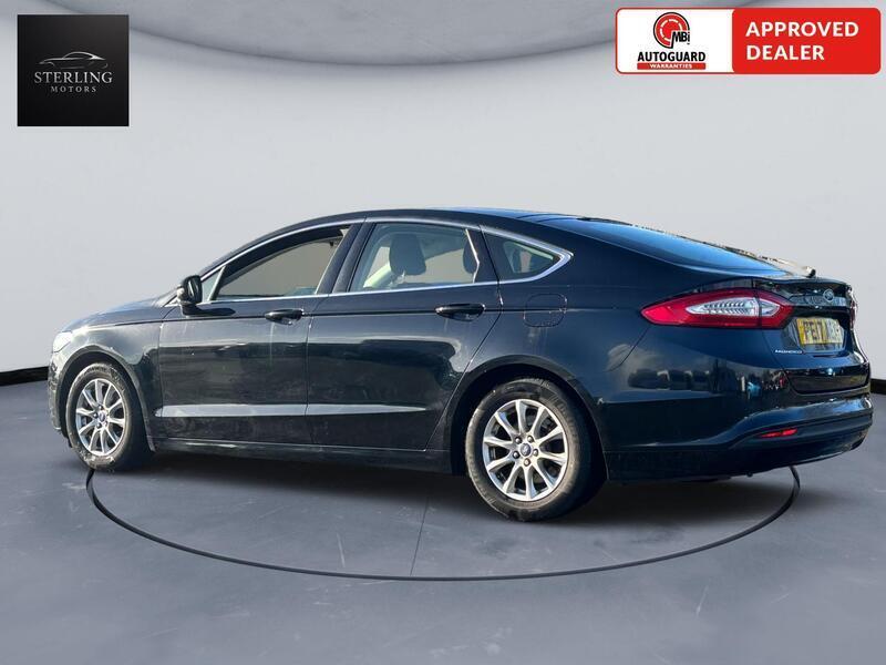 Black 2017 Ford Mondeo - exterior