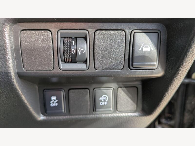 2017 Nissan Qashqai - AutoTrader Import