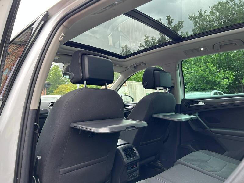 WHITE 2018 Volkswagen Tiguan - AutoTrader Import
