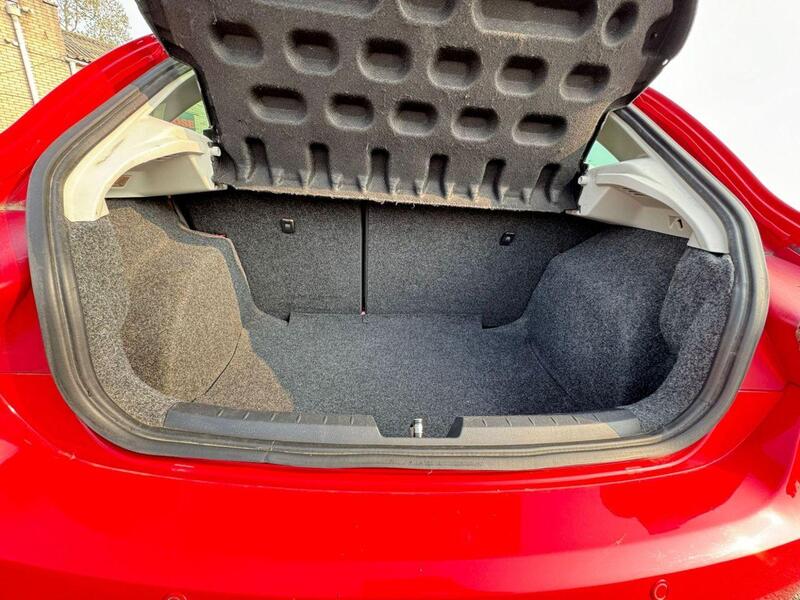 RED 2011 SEAT IBIZA - AutoTrader Import