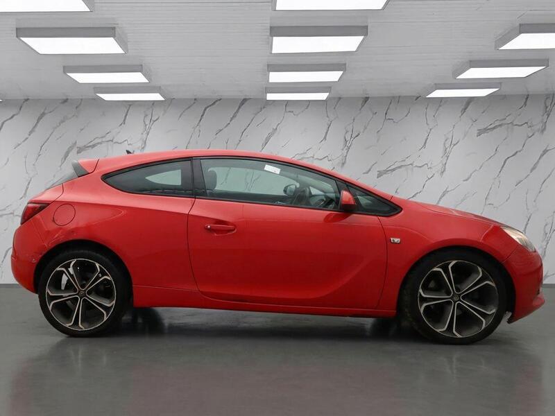 RED 2014 Vauxhall ASTRA GTC - AutoTrader Import