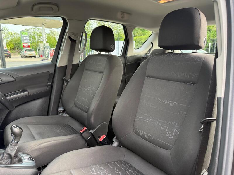 2017 Vauxhall Meriva - AutoTrader Import
