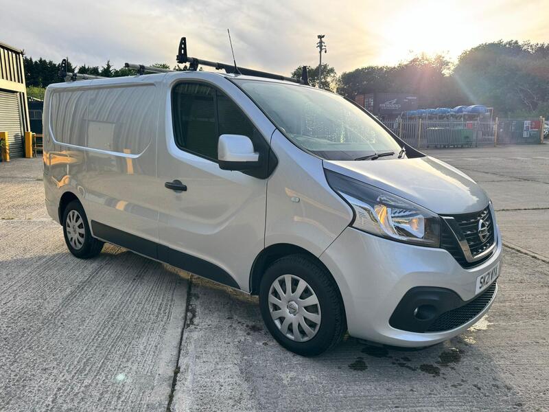 2021 Nissan NV300 2.0 dCi 28 Acenta L1 H1 Euro 6 4dr interior or exterior view