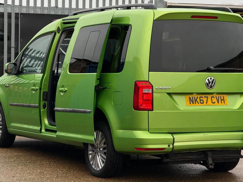 2017 Volkswagen Caddy Maxi Life - AutoTrader Import