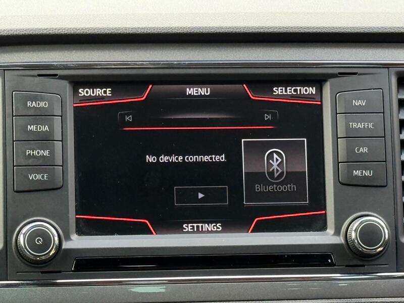 White 2017 SEAT Leon - AutoTrader Import