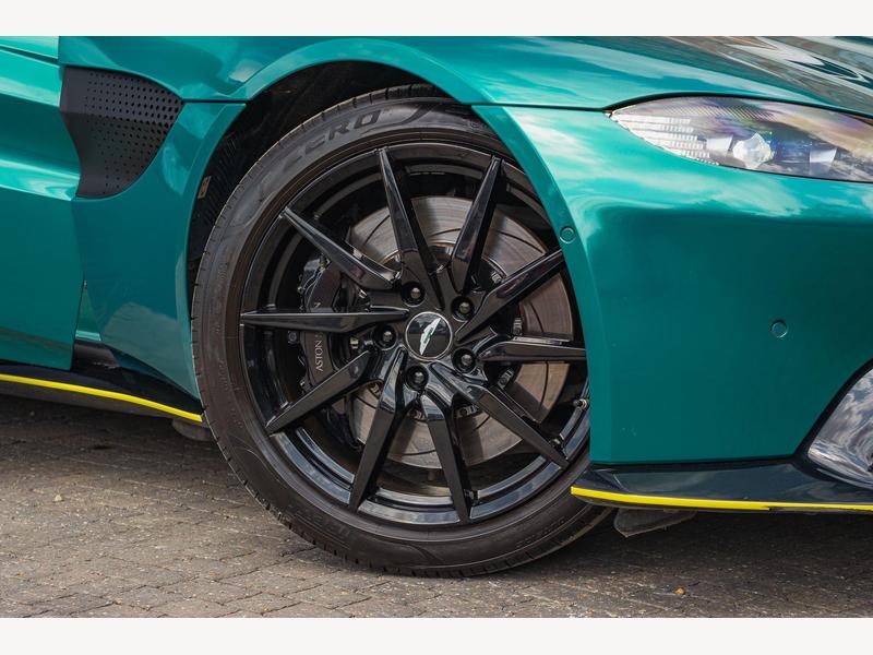 Aston Martin Vantage 4.0 V8 Auto Euro 6 2dr | Portland Autos