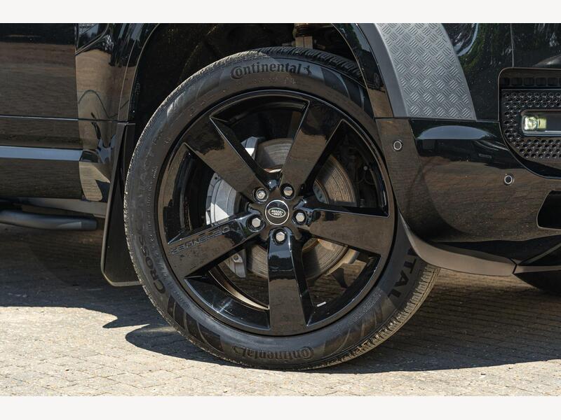 Land Rover Defender 110 3.0 D350 MHEV X-Dynamic HSE Hard Top SUV Auto 4WD MWB Euro 6 (s/s) 5dr | Portland Autos