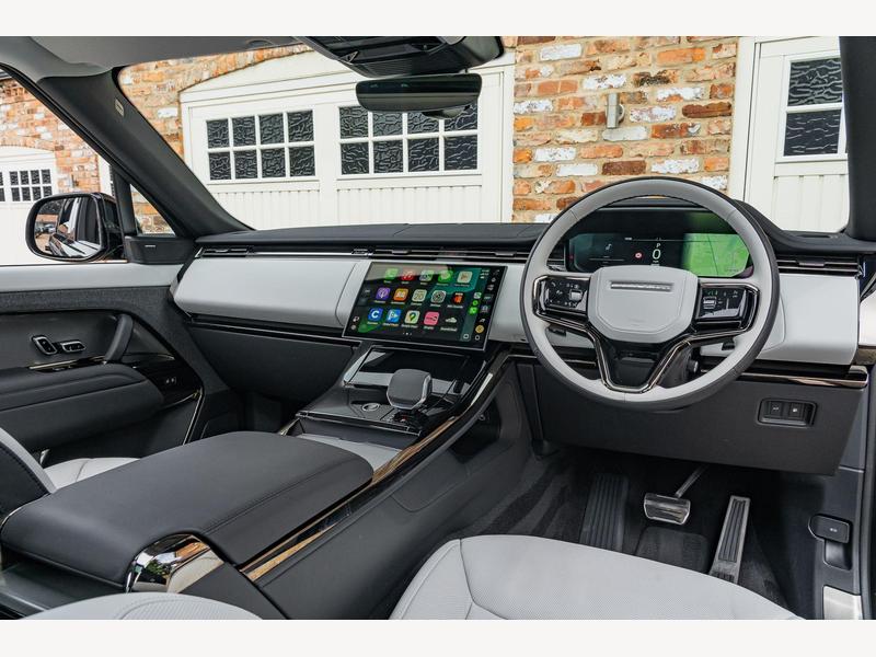 Land Rover Range Rover Sport 3.0 P460e 38.2kWh Dynamic SE Auto 4WD Euro 6 (s/s) 5dr | Portland Autos