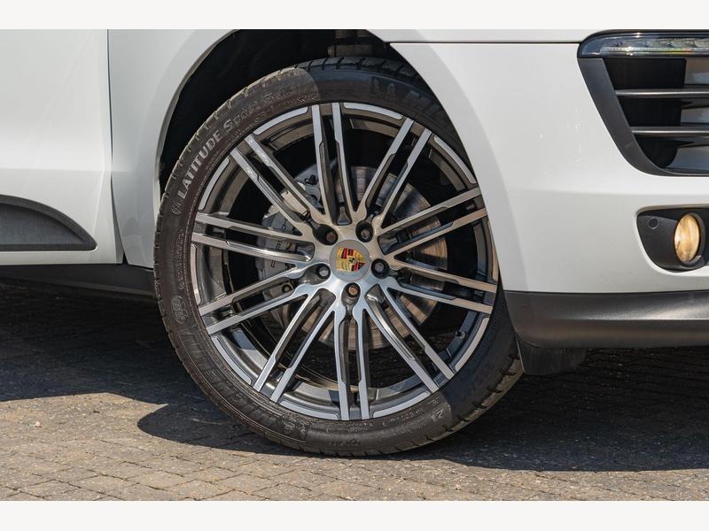Porsche Macan 3.0 TD V6 S PDK 4WD Euro 6 (s/s) 5dr | Portland Autos