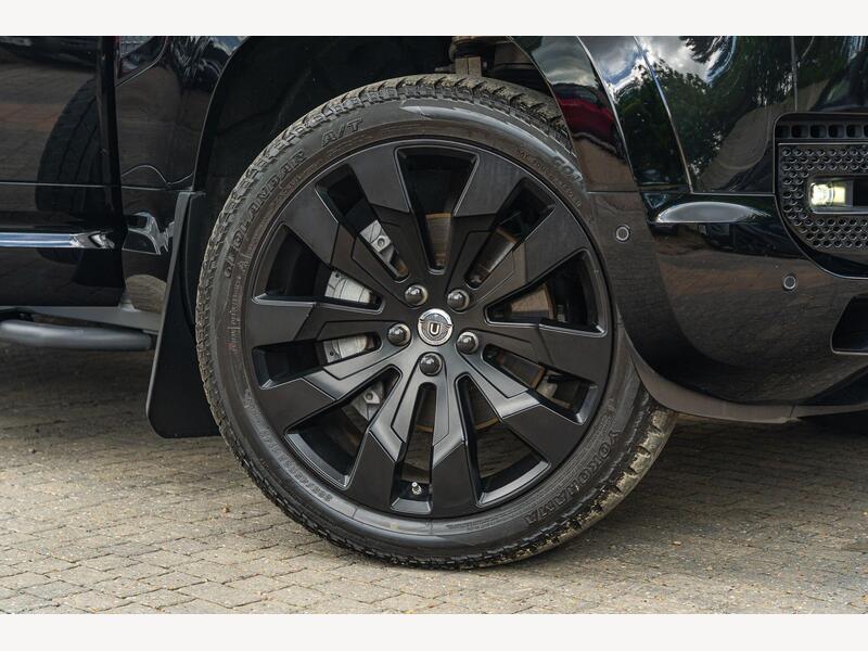 Land Rover Defender 110 2.0 P400e 15.4kWh XS Edition Auto 4WD Euro 6 (s/s) 5dr | Portland Autos