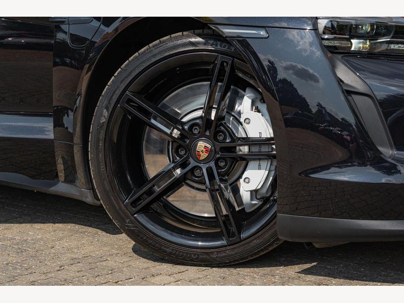 Porsche Taycan Performance Plus 93.4kWh Auto RWD 4dr | Portland Autos