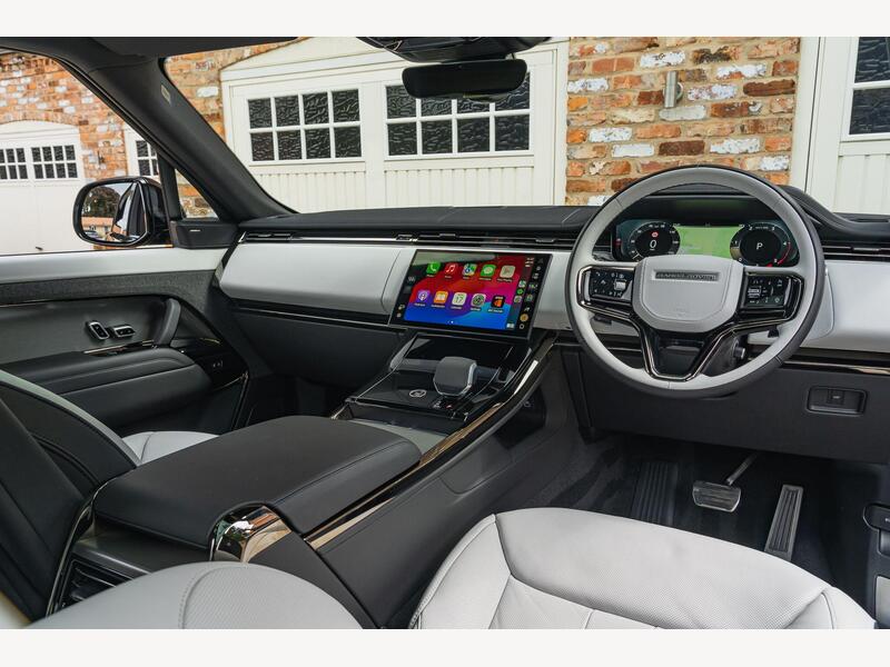 Land Rover Range Rover Sport 3.0 D300 MHEV Dynamic SE Auto 4WD Euro 6 (s/s) 5dr | Portland Autos