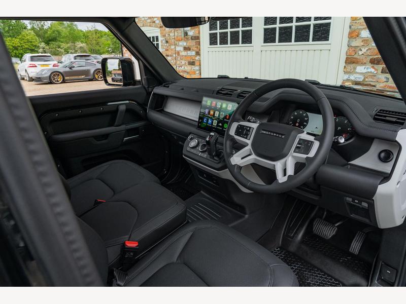 Land Rover Defender 90 3.0 D250 MHEV S Hard Top SUV Auto 4WD SWB Euro 6 (s/s) 3dr | Portland Autos