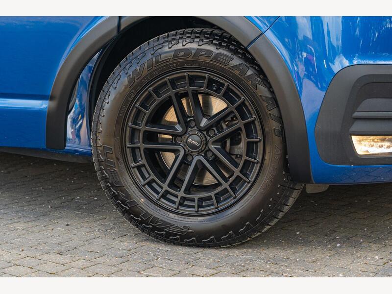 Volkswagen Transporter 2.0 TDI T28 Highline DSG FWD SWB Euro 6 (s/s) 5dr | Portland Autos