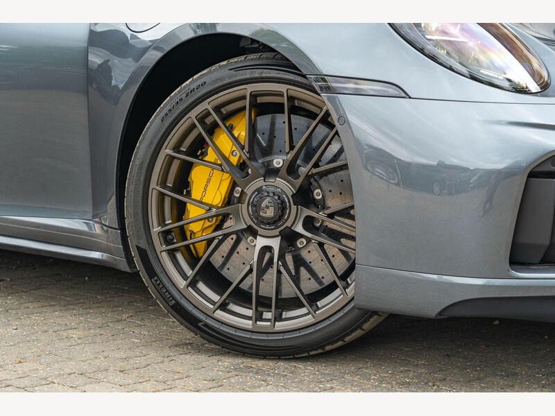 Porsche 911 3.6 T-Hybrid 992 Turbo S Coupe 2dr Petrol Hybrid PDK 4WD Euro 6 (s/s) (711 ps) | Portland Autos