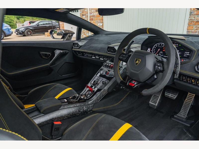 Lamborghini Huracan 5.2 V10 LP 640-4 Performante LDF 4WD Euro 6 (s/s) 2dr | Portland Autos