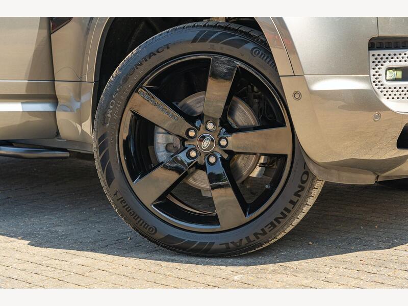 Land Rover Defender 110 3.0 D250 MHEV XS Edition Auto 4WD Euro 6 (s/s) 5dr | Portland Autos
