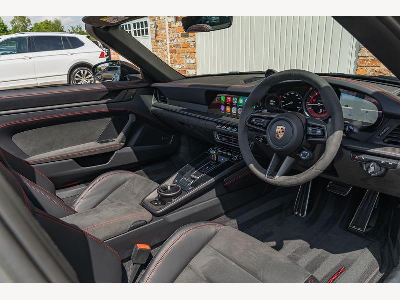 Porsche 911 3.0T 992 4 GTS Targa PDK 4WD Euro 6 (s/s) 2dr | Portland Autos