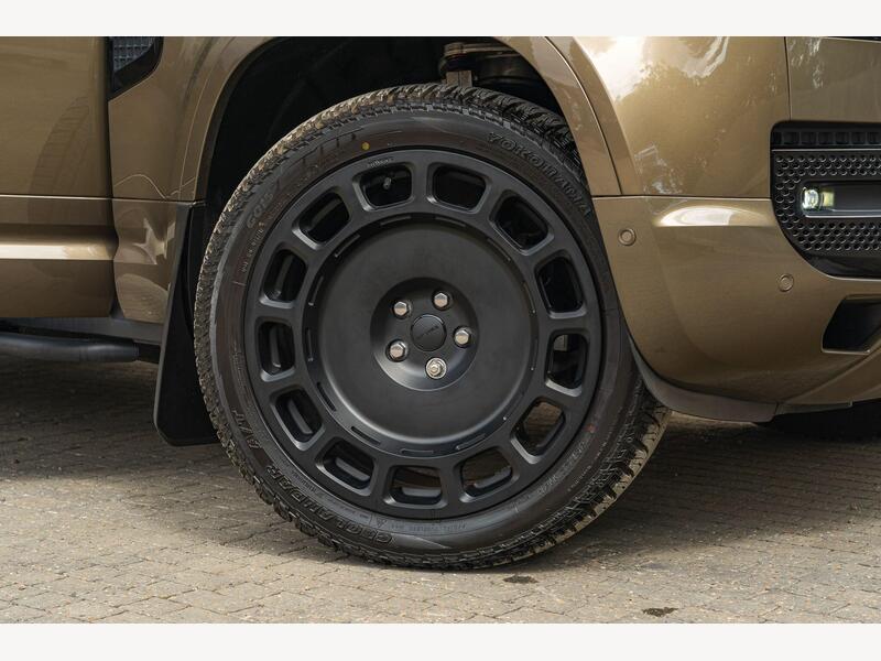 Land Rover Defender 110 3.0 D250 MHEV XS Edition Auto 4WD Euro 6 (s/s) 5dr | Portland Autos