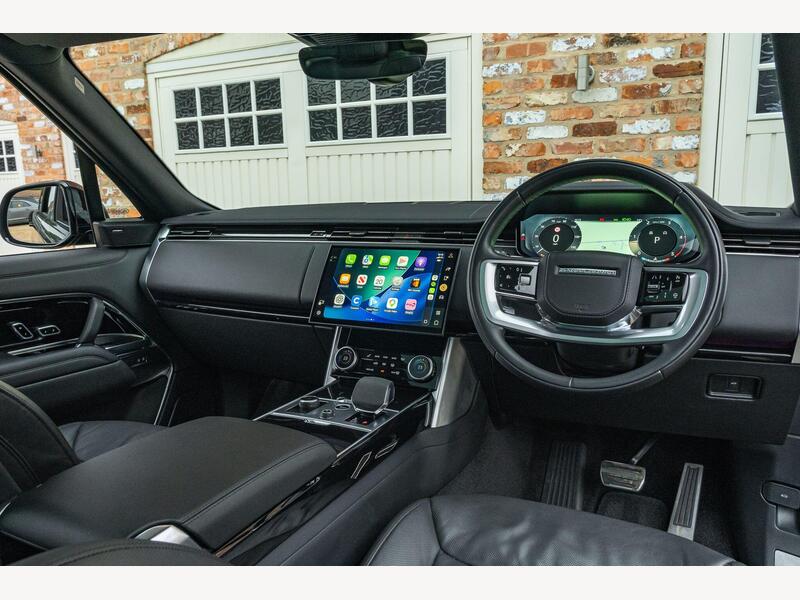Land Rover Range Rover 3.0 D300 MHEV SE Auto 4WD Euro 6 (s/s) 5dr | Portland Autos