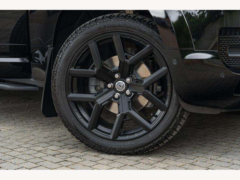 Land Rover Defender 110 3.0 D250 MHEV Hard Top SUV Auto 4WD MWB Euro 6 (s/s) 5dr | Portland Autos