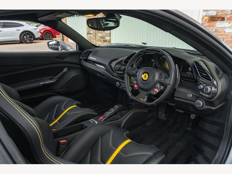 Ferrari 488 3.9T V8 GTB F1 DCT Euro 6 (s/s) 2dr | Portland Autos