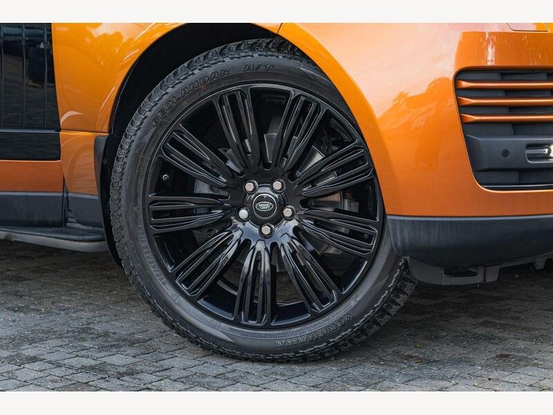 Land Rover Range Rover 3.0 SD V6 Vogue Auto 4WD Euro 6 (s/s) 5dr | Portland Autos