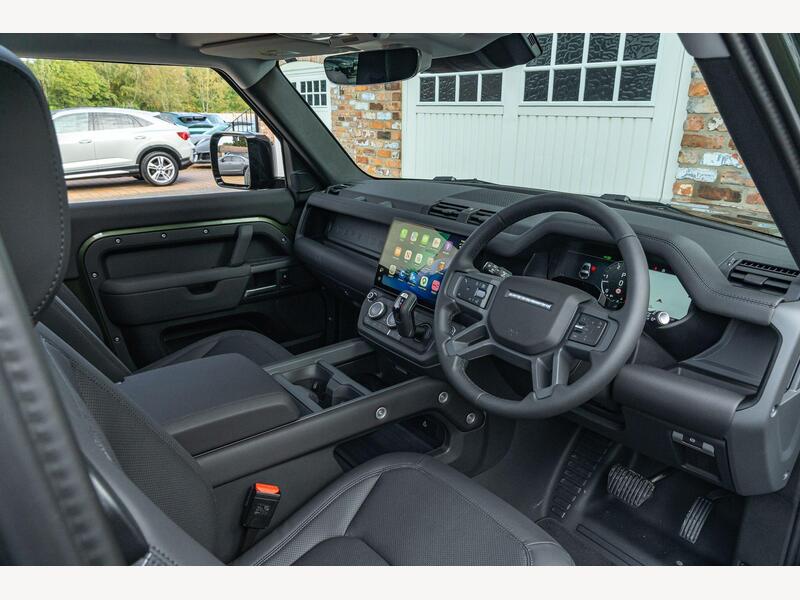 Land Rover Defender 90 3.0 D250 MHEV X-Dynamic SE Auto 4WD Euro 6 (s/s) 3dr | Portland Autos