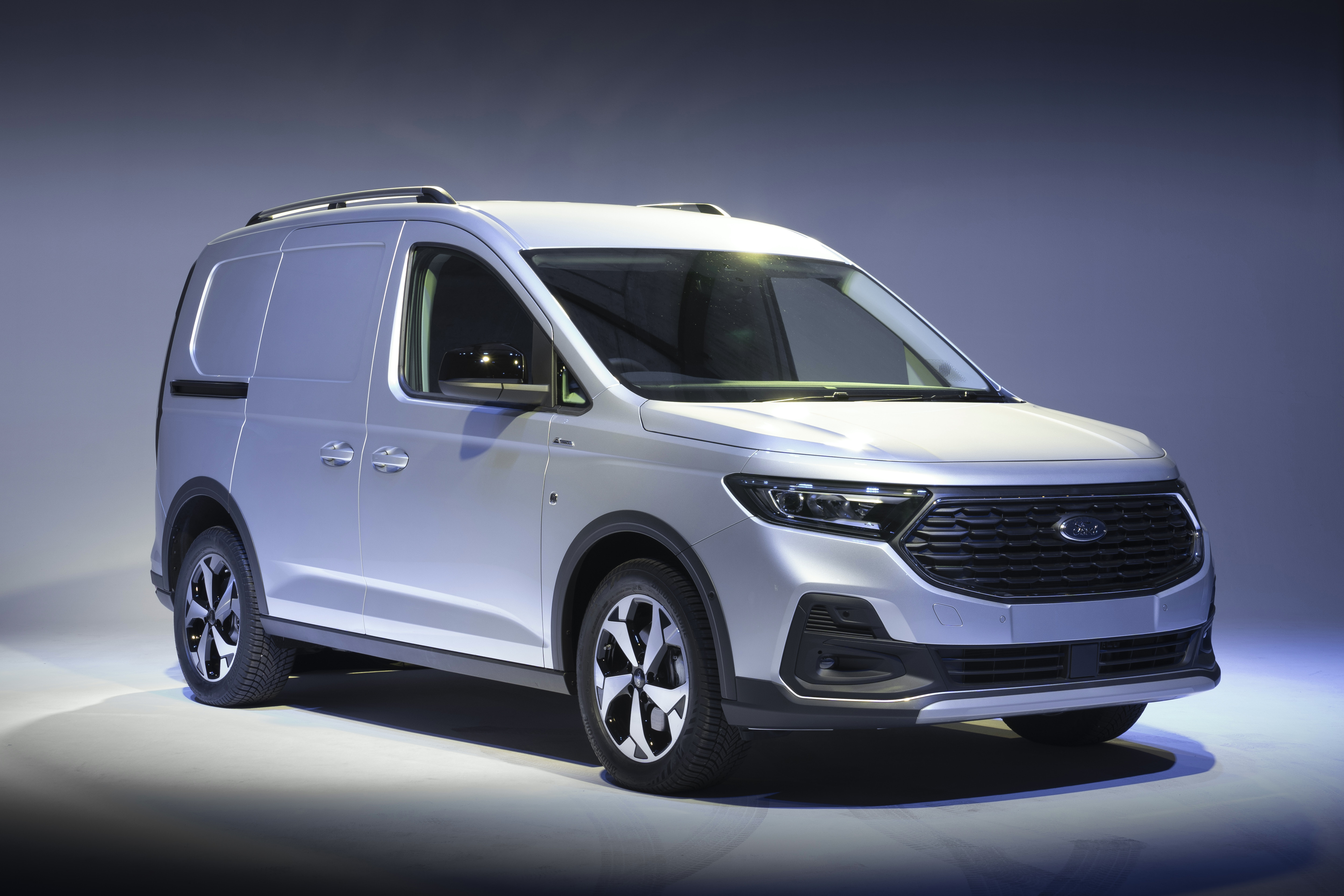 New Ford Transit Connect Small Van Revealed | AutoTrader