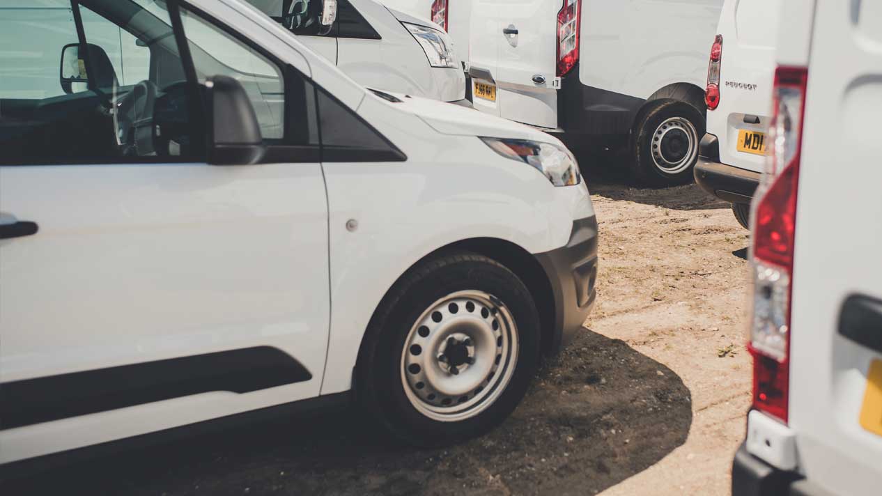 Generoso inestable Leche Used Combi Vans for sale | AutoTrader Vans
