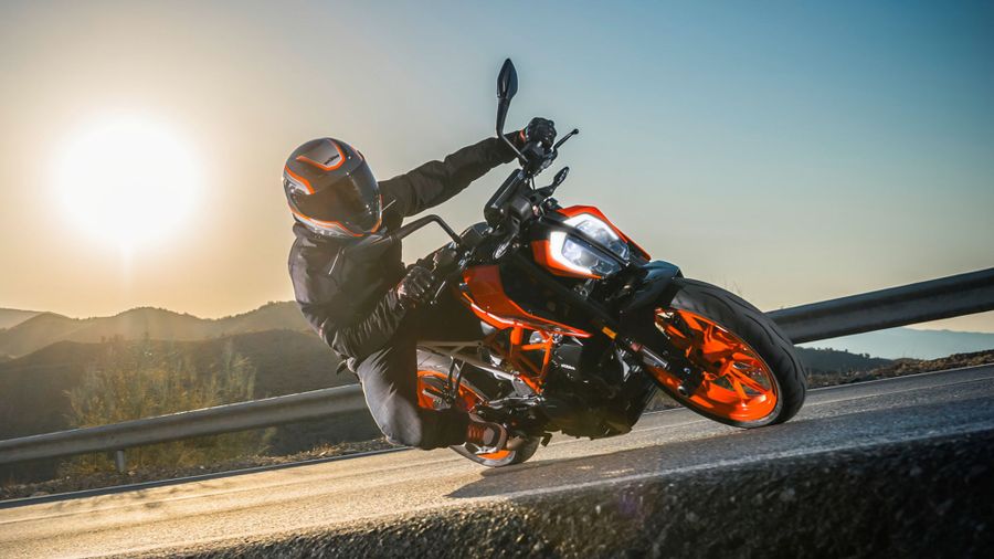 Top 10 best motorbikes for beginners Auto Trader UK