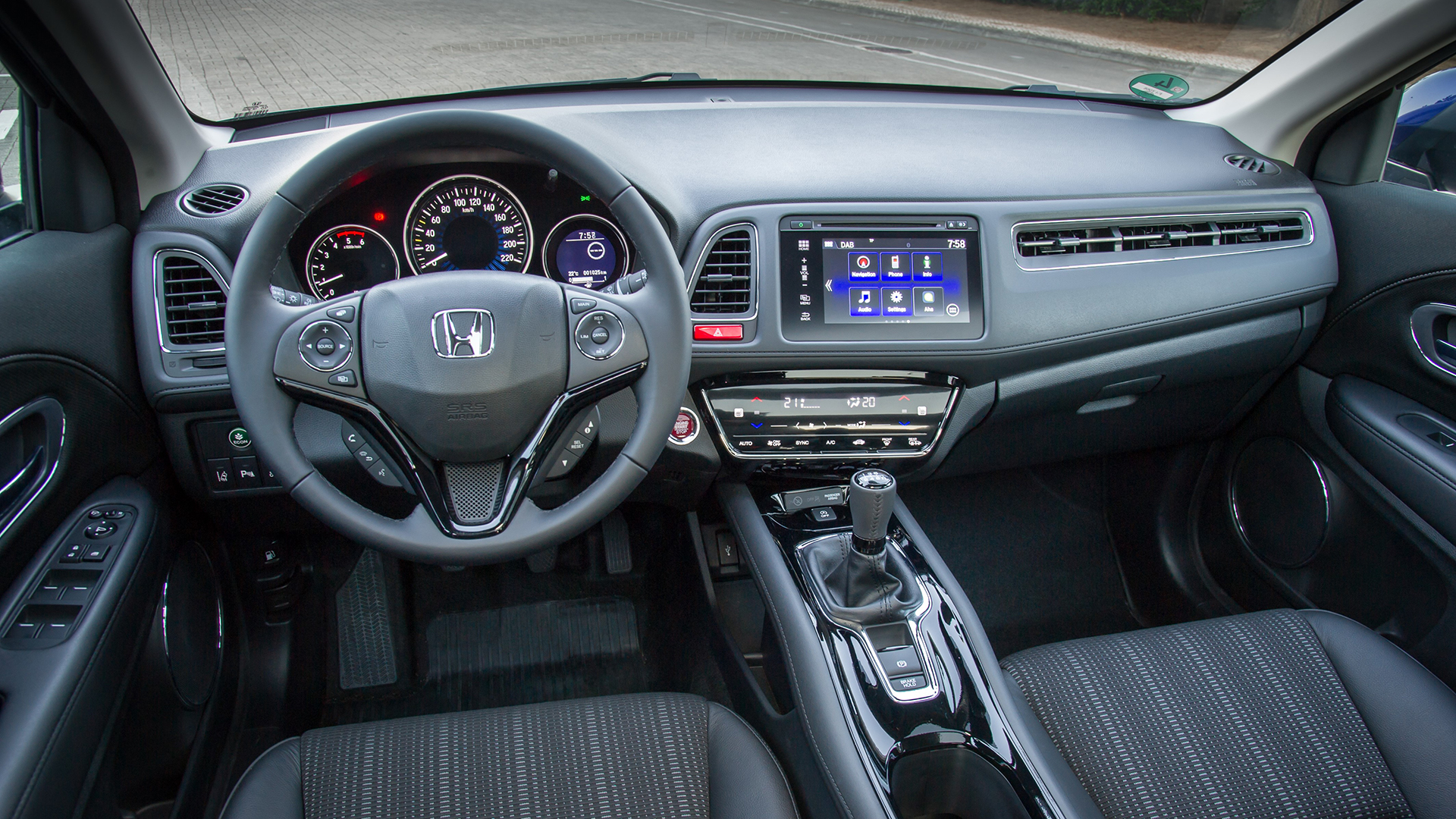 Honda Hr V 1 6 I Dtec Ex First Drive Review Auto Trader Uk