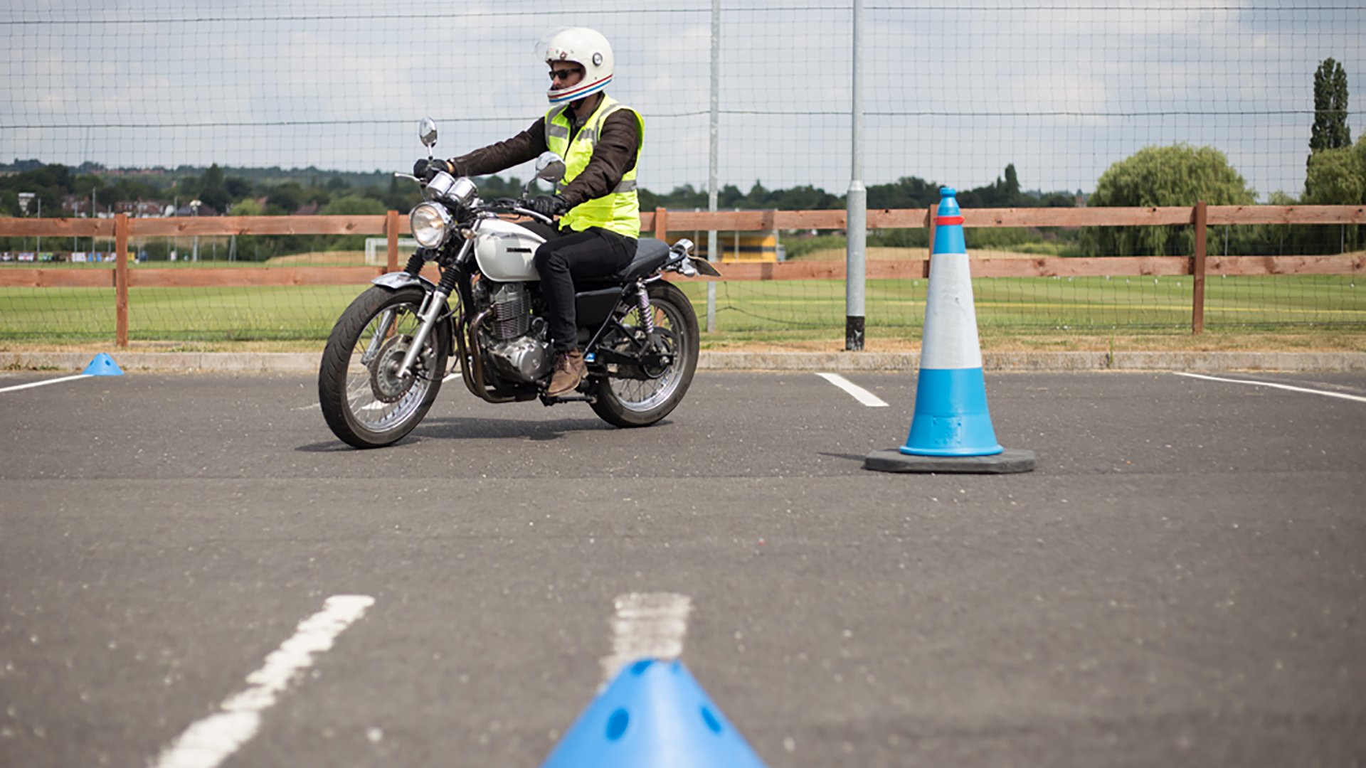 3 reasons why you should learn to ride a motorbike | AutoTrader