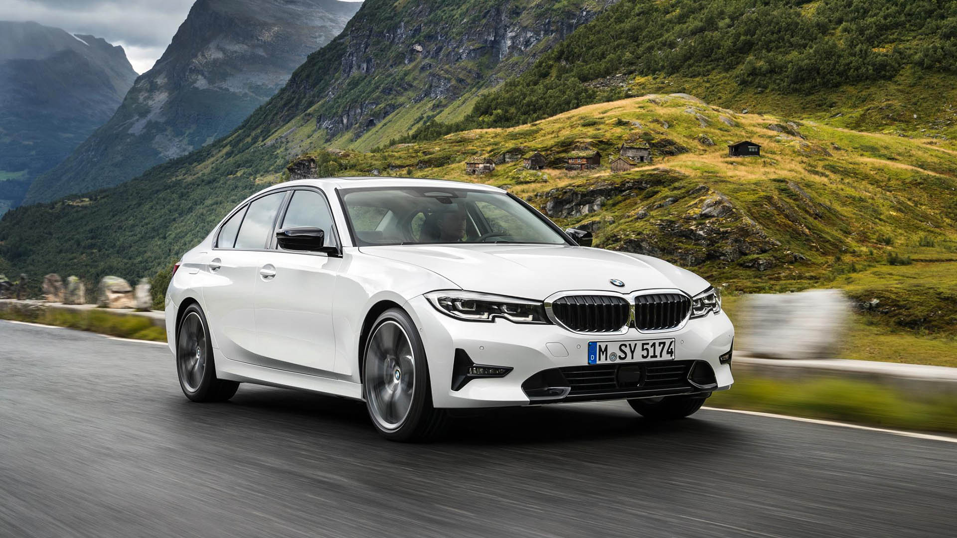 New BMW 3 Series unveiled | Auto Trader UK