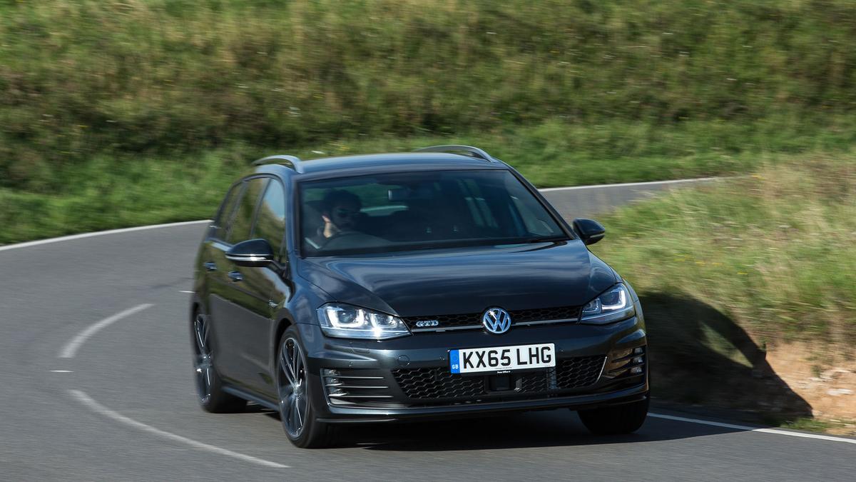 2015 VW Golf GTD Estate first drive review | Auto Trader UK