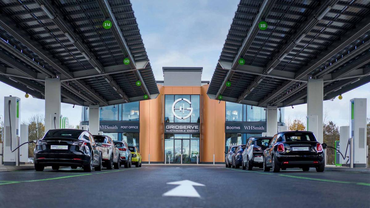 UK's first 'Electric Forecourt' opens in Essex | Auto Trader UK