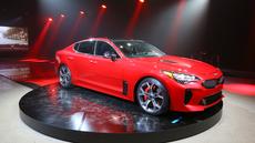 2017 Kia Stinger GT 2017 Kia Stinger GT