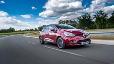 2016 Renault Clio cornering 2016 Renault Clio cornering