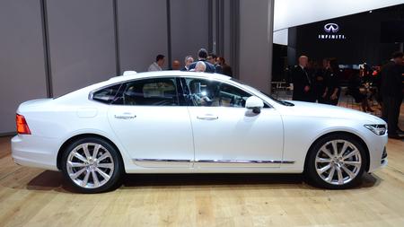 2016 Volvo S90