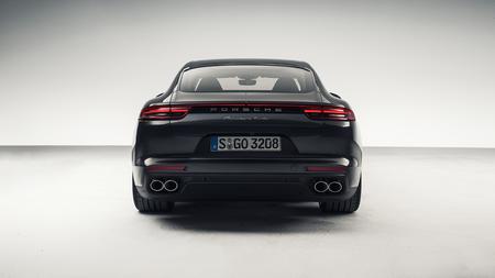 2016 Porsche Panamera