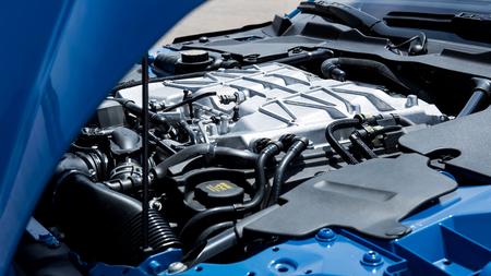 2016 Jaguar F-type SVR coupe