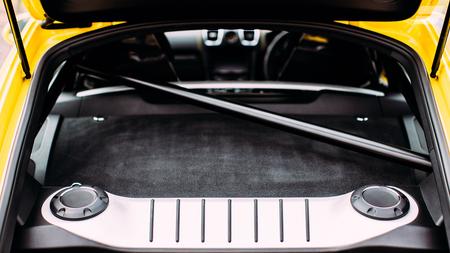 2015 Porsche Cayman GT4