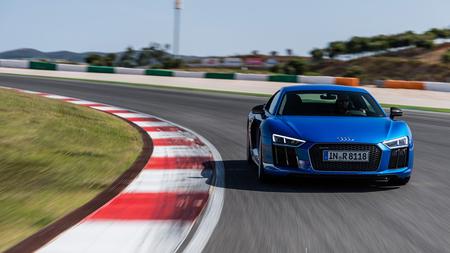 2015 Audi R8 V10 Plus