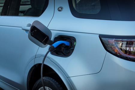 Land Rover Discovery Sport PHEV charging Land Rover Discovery Sport PHEV charging