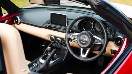 2015 Mazda MX-5 2.0 Sport Nav