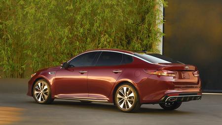 2016 Kia Optima rear static shot