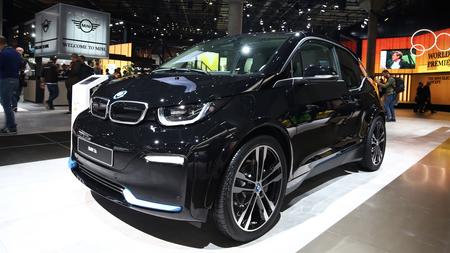 BMW i3s