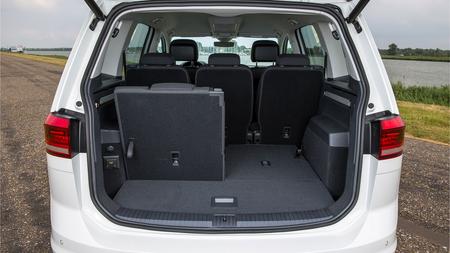 2015 Volkswagen Touran review