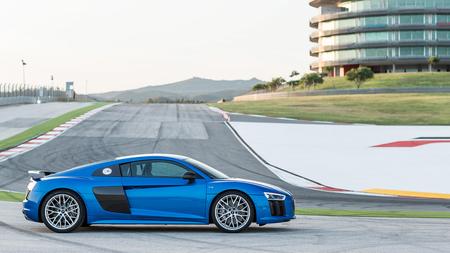2015 Audi R8 V10 Plus